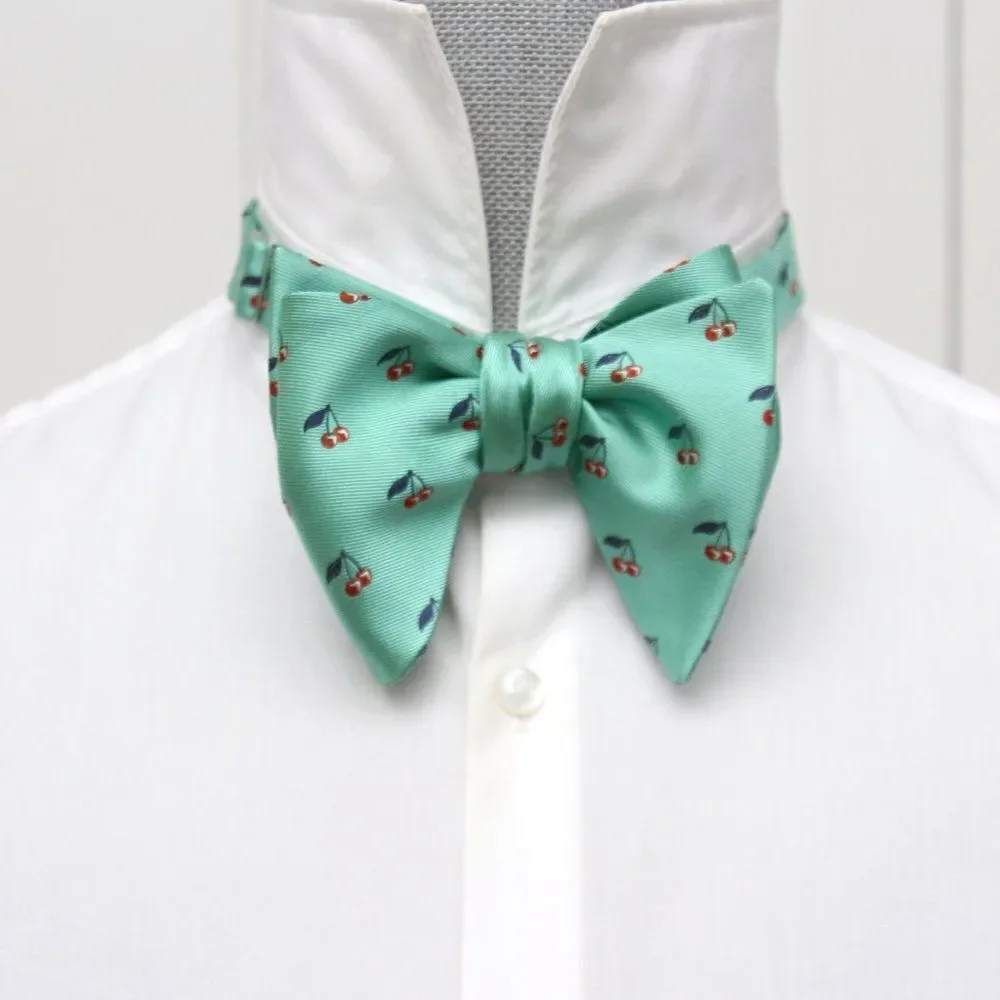 Camellucci green silk